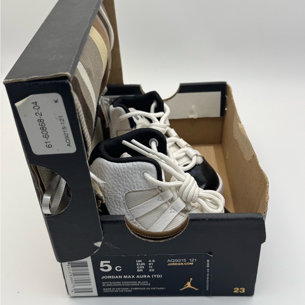 Jordan Max Aura Black Sneakers Box - Picture 11 of 15